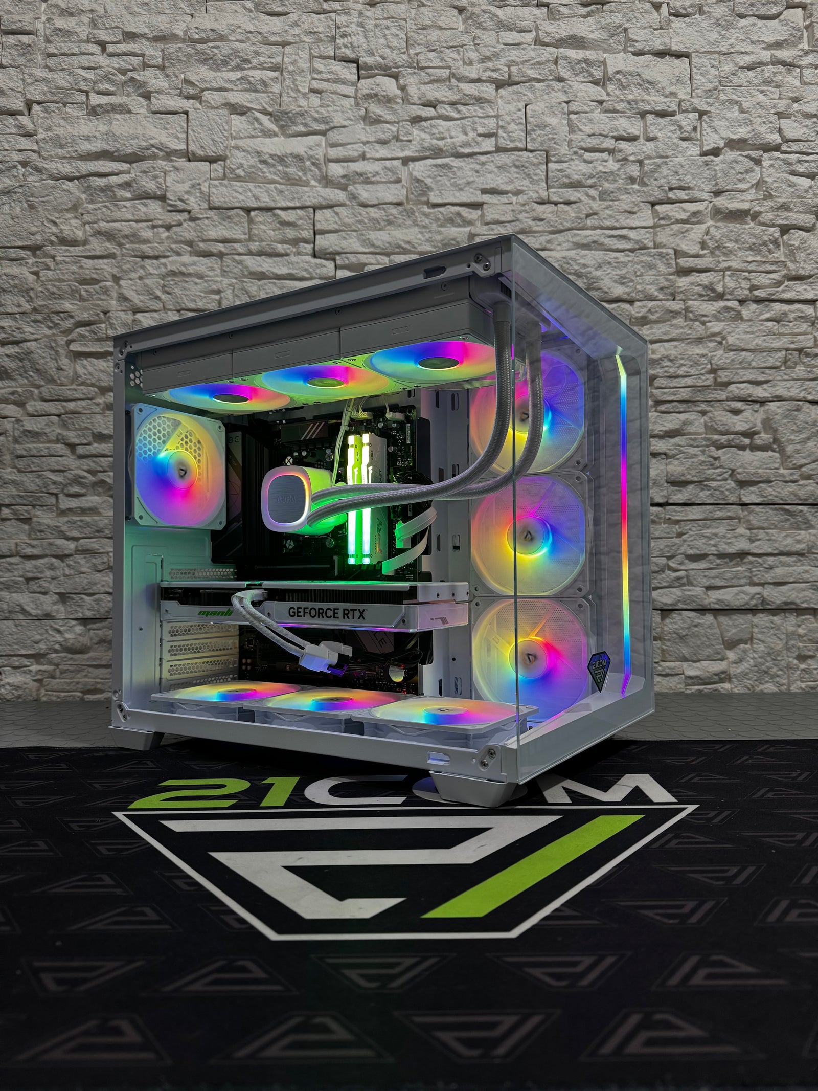 RIG APEX V5/ Ryzen 7 / 32GB / RX 7900 XTX / 2TB