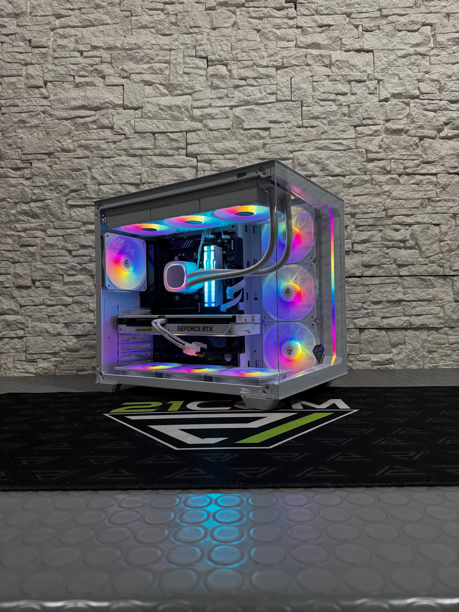 RIG APEX V5/ Ryzen 7 / 32GB / RX 7900 XTX / 2TB